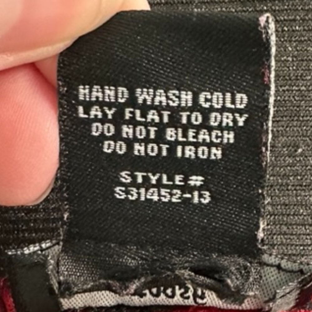 Stoosh Textured Red Skirt - Picture 8 of 9